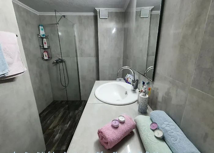 Apartment Dolphin Sea View And First Line Chaniotis