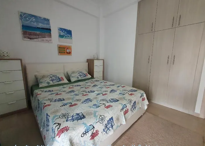 Apartment Dolphin Sea View And First Line Chaniotis